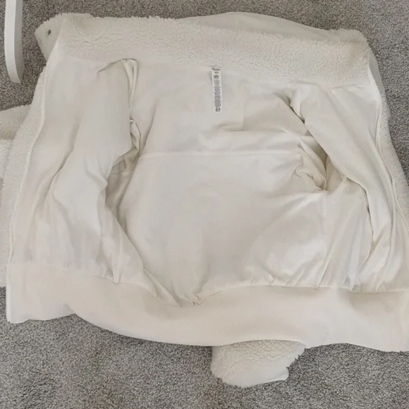 ALO Yoga Foxy Sherpa Jacket Ivory Size XS - Picture 5 of 12